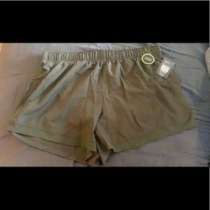 Athletic Works 5” shorts